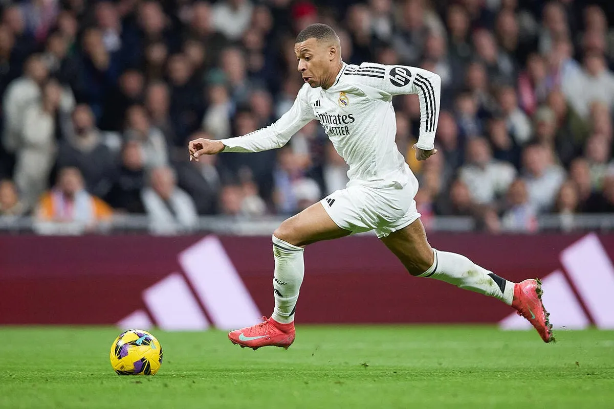 Kylian Mbappé s’en va, le Real prend peur