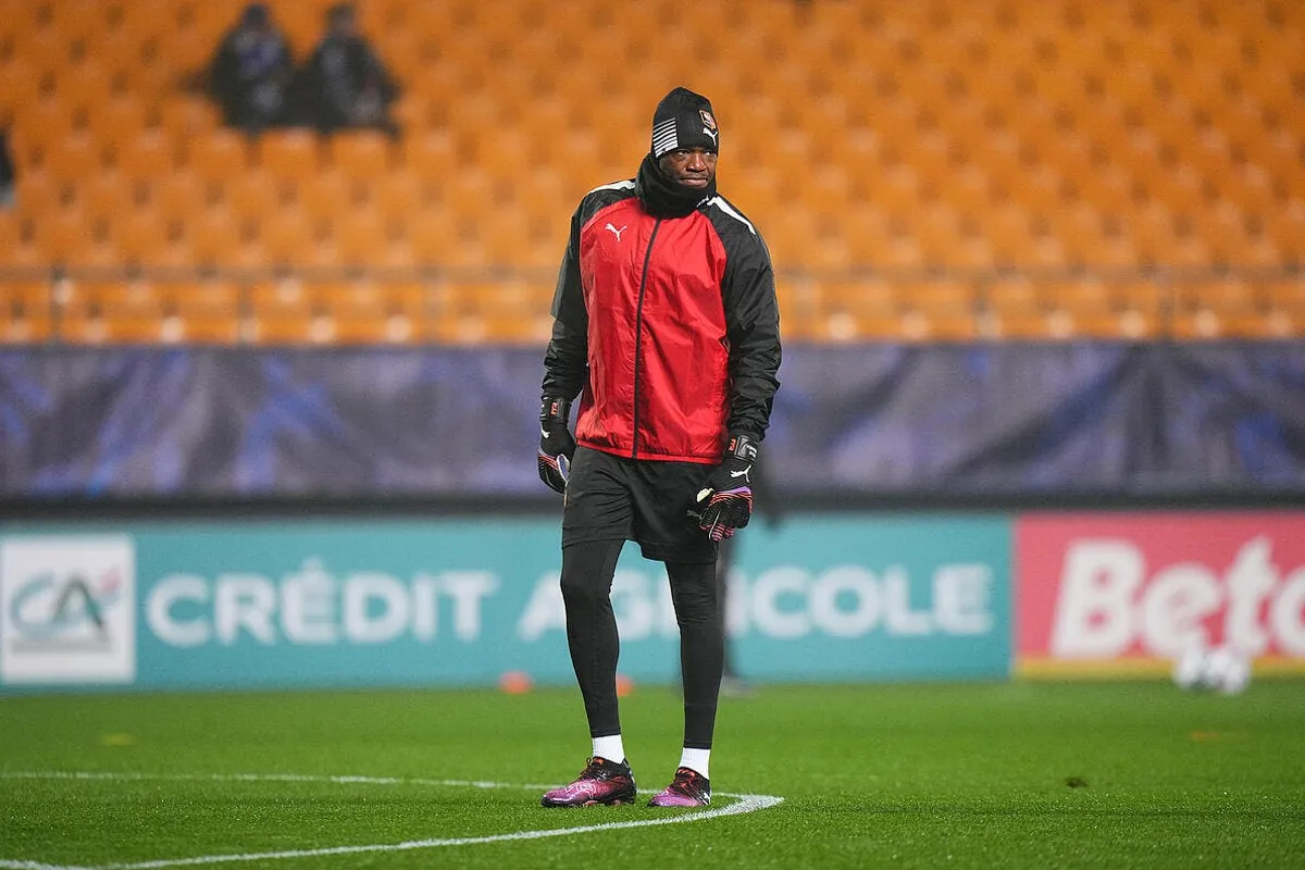 Rennes mal classé, Mandanda s’est infligé une punition