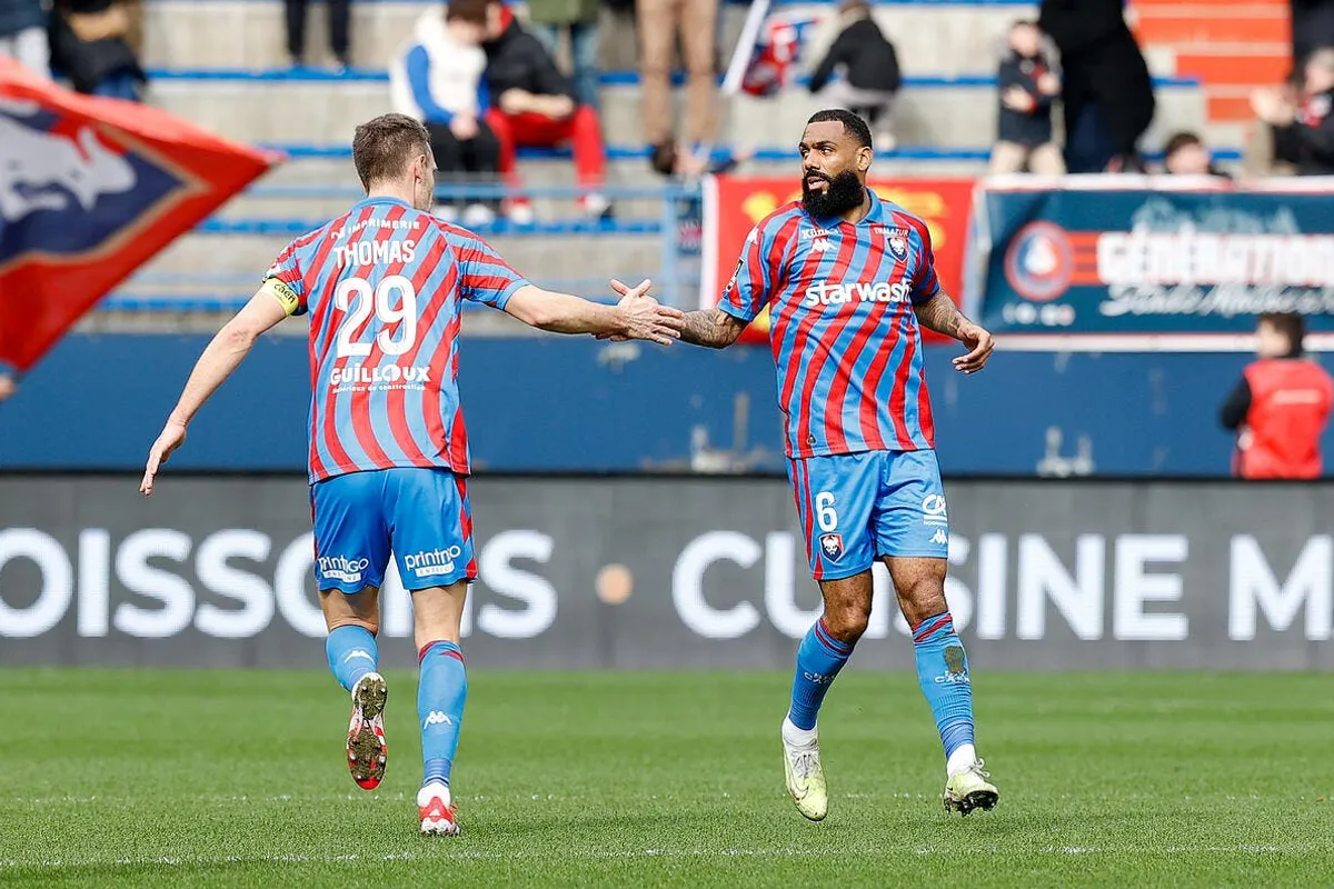 Une visite de Mbappé et Caen stoppe l'hémorragie