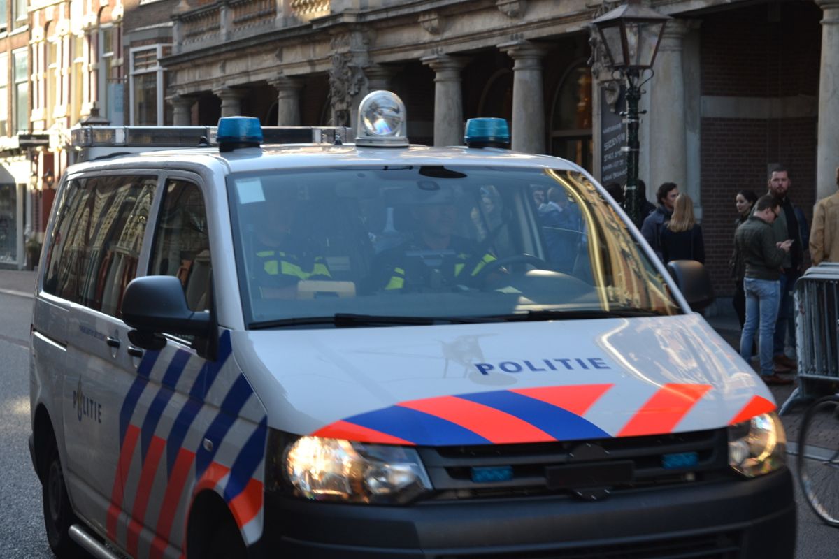 Drie tuigtieners aangehouden voor gewelddadige overval op oude man in Spijkenisse