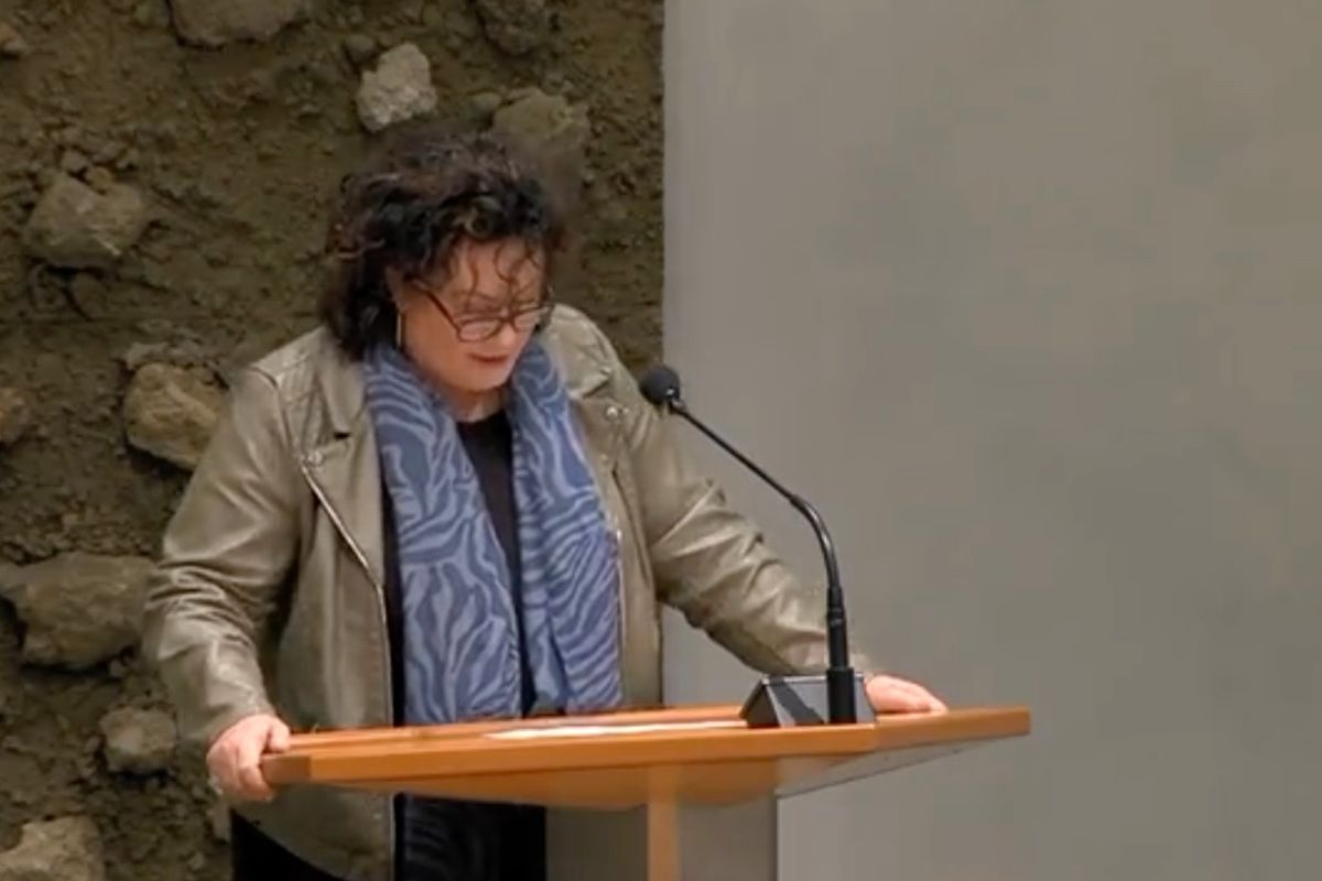 LOL! Caroline van der Plas zet Kamer voor het blok: 'Afghanen opvangen in Tweede Kamergebouw!'
