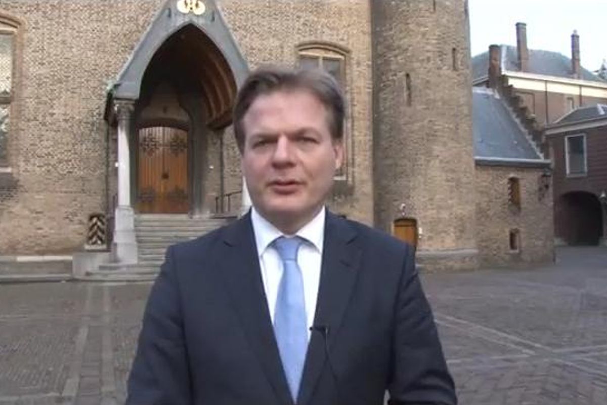 Pieter Omtzigt blijkt zo zwak als een CDA'er te zijn: 'Overheid moet besluit opvang Albergen uitleggen'
