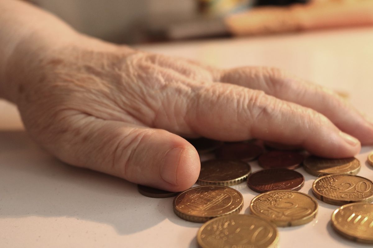 Geef de kaste van middelmatige pensioenbestuurders er voorlopig geen cent bij!