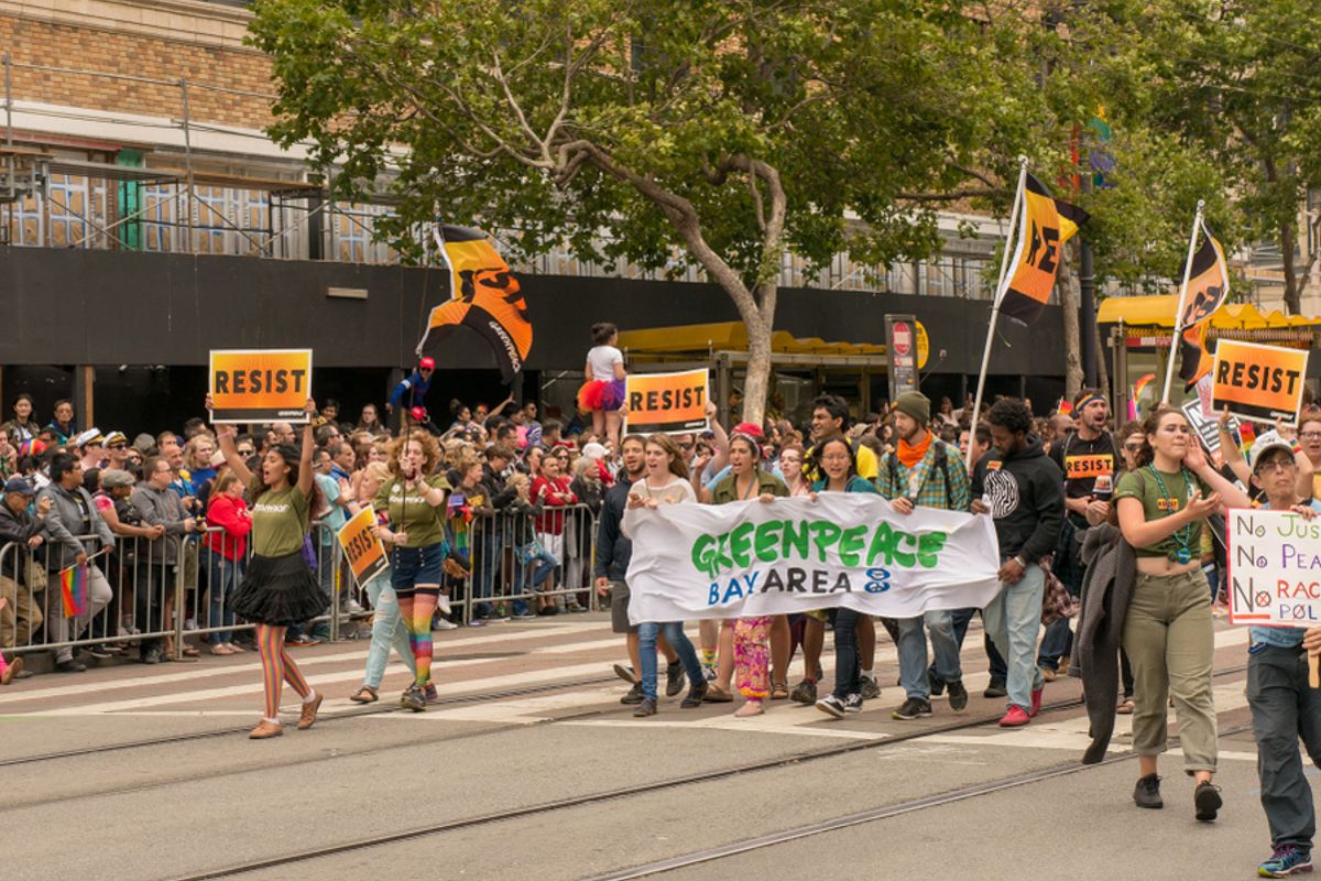 Radicaal-links Greenpeace dreigt de staat: neem extreme stikstofstappen of 'er komt een dagvaarding!'
