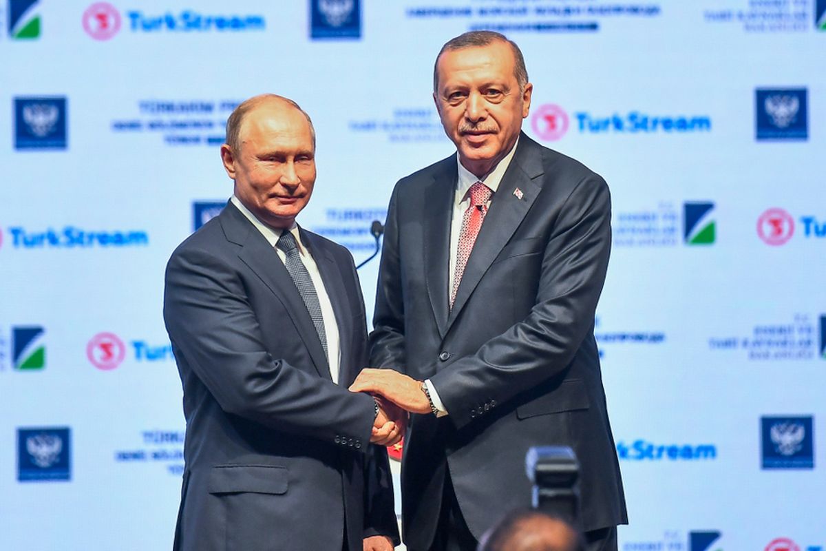 Analyse Armand Sag: Erdogan deëscaleert het conflict tussen Oekraïne en Rusland
