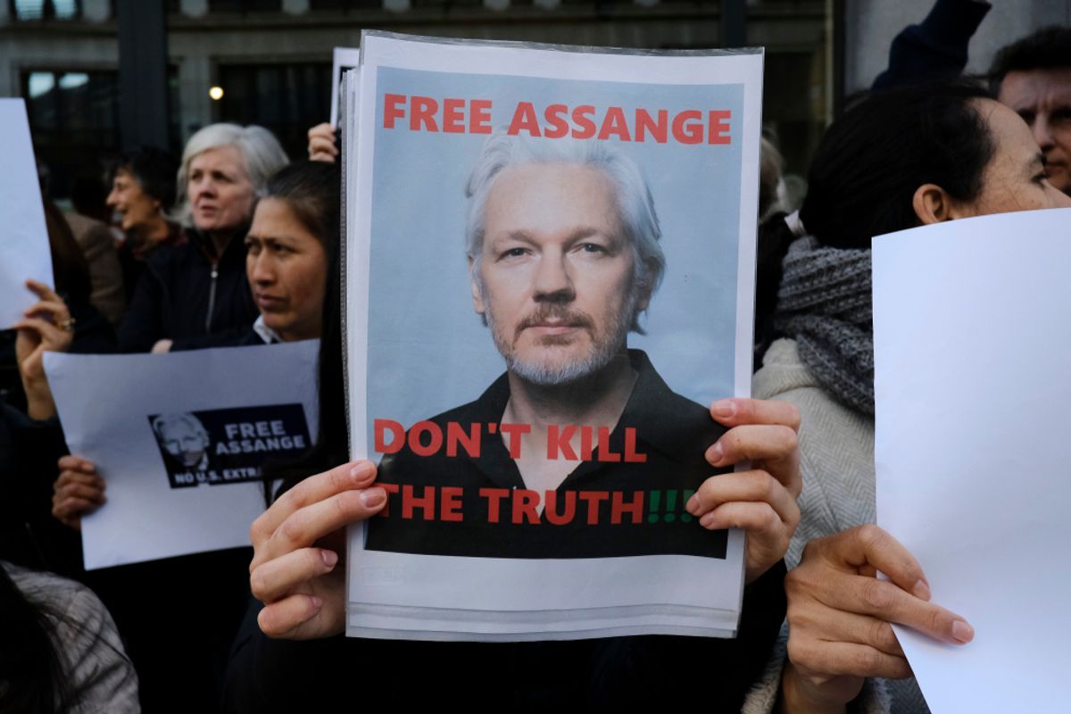 Kwestie van persvrijheid?! Julian Assange verschijnt vandaag voor de rechtbank in Londen