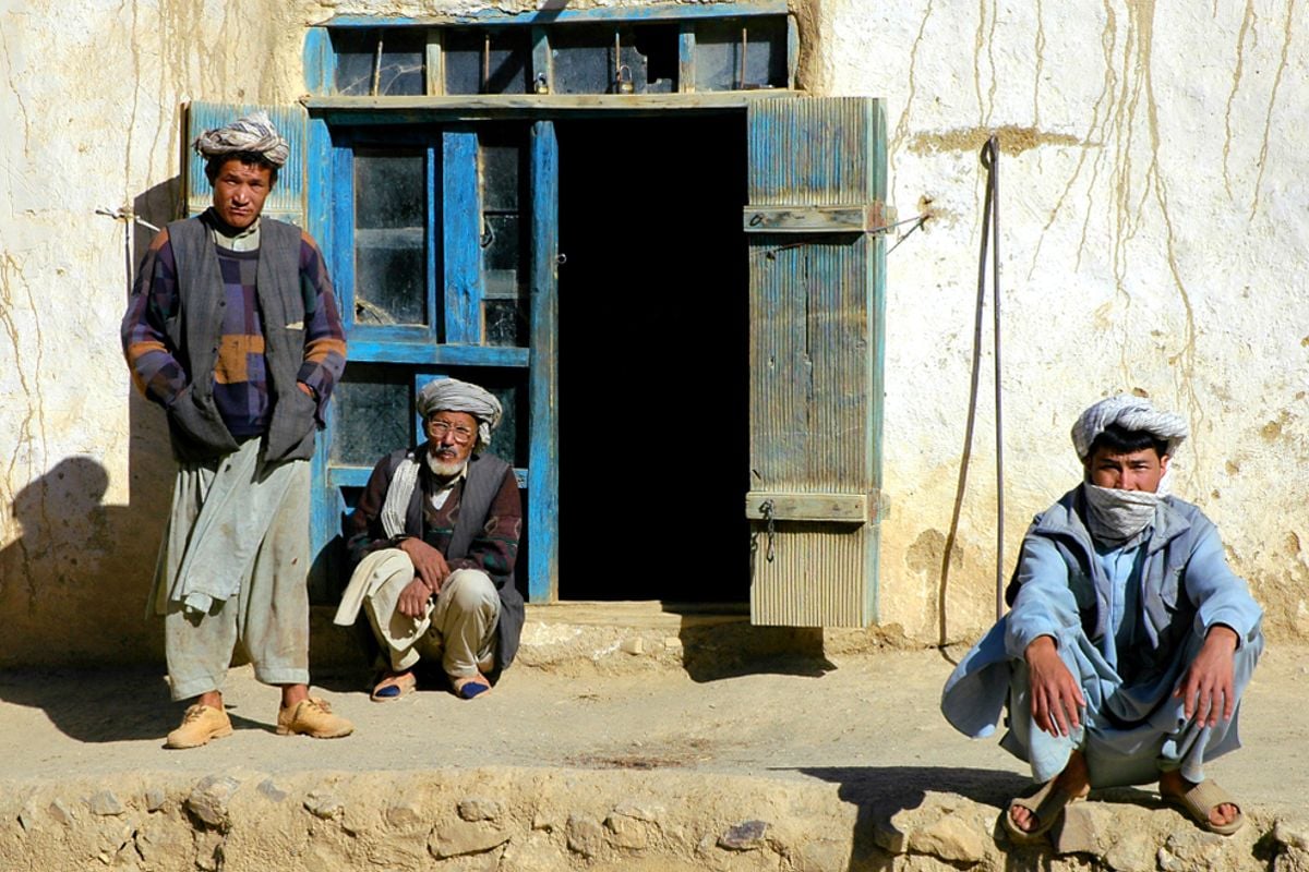 Wreed en inhumaan Defensie blijft moeilijk doen bij asielaanvragen Afghaanse tolken: 'Ze kunnen het niet bewijzen'