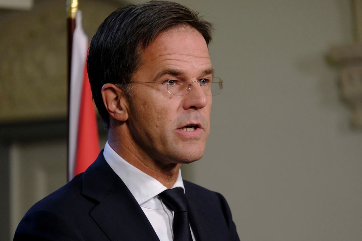 Persconferentie kabinet: 'Nederland voorzichtig de goede kant op, maar wen alvast aan de 'anderhalve meter samenleving' en het 'nieuwe normaal''
