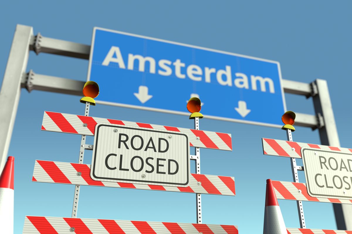 Amsterdammers hebben lak aan alles: 'Populair plein afgesloten vanwege negeren regels'