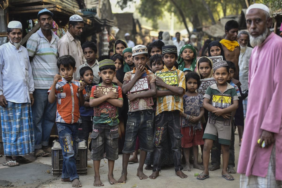 Ramp op komst in Bangladesh! Coronavirus treft 's werelds grootste vluchtelingenkamp, net nu cycloon toe gaat slaan