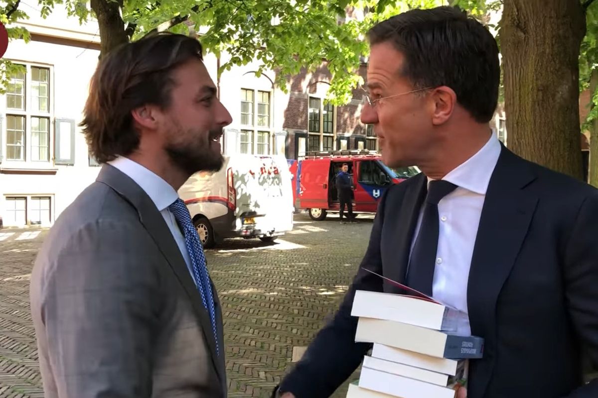 Bam! In 1 tweet gaat Geert Wilders los op Amsterdam en fopburgemeester Van der Laan