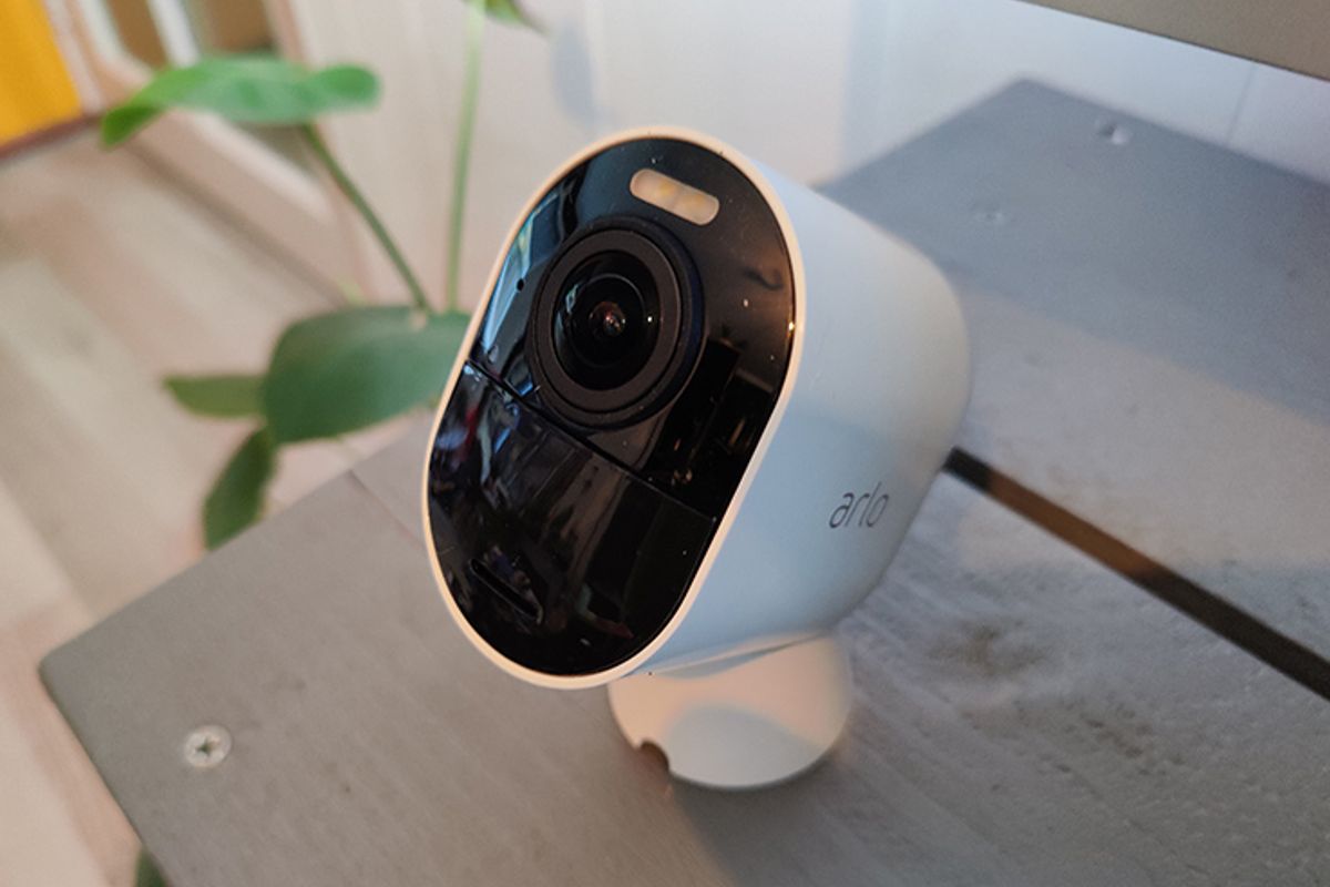 Arlo Ultra 2 Arlo Essential review: spot everything in and around house - Techzle