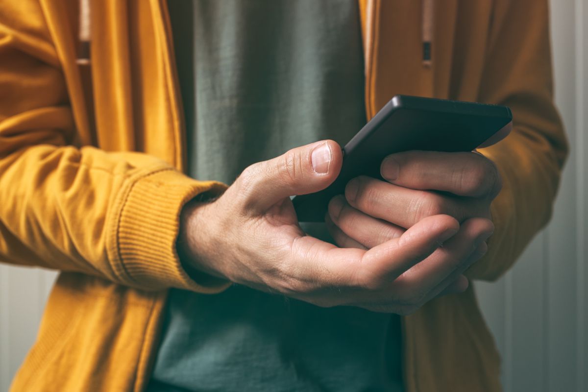 AW Poll: Where do you prefer to see the fingerprint scanner on a phone?