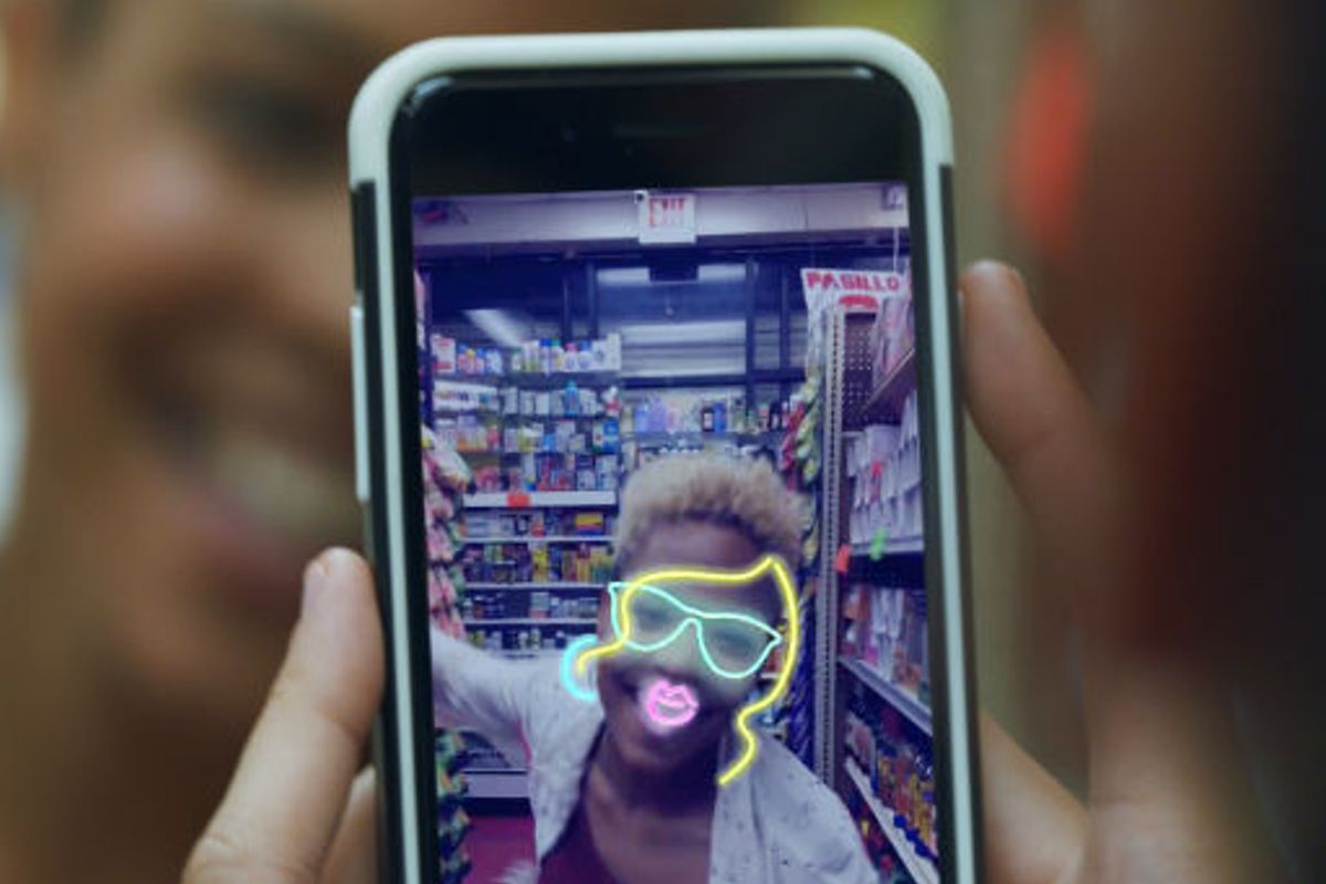 Update Facebook-app introduceert nieuwe camera met Snapchat-effecten