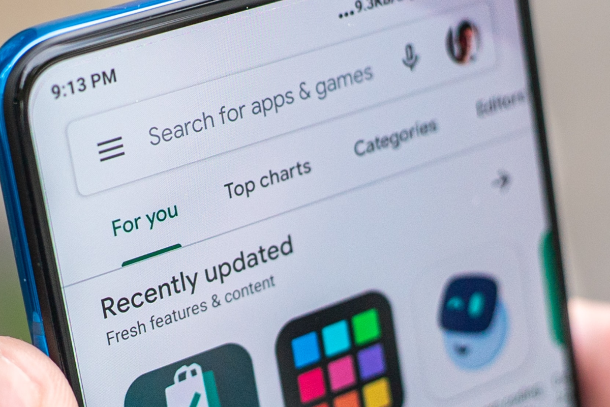 Android 12 laat je makkelijk applicatiewinkels van derden installeren