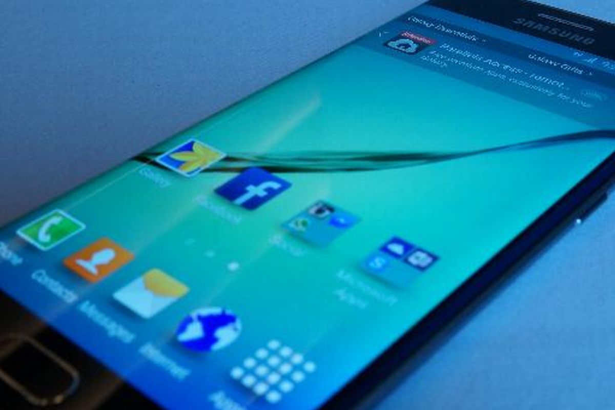 Hands-on Samsung Galaxy S6 Edge: vlaggenschip loopt de kantjes er niet vanaf