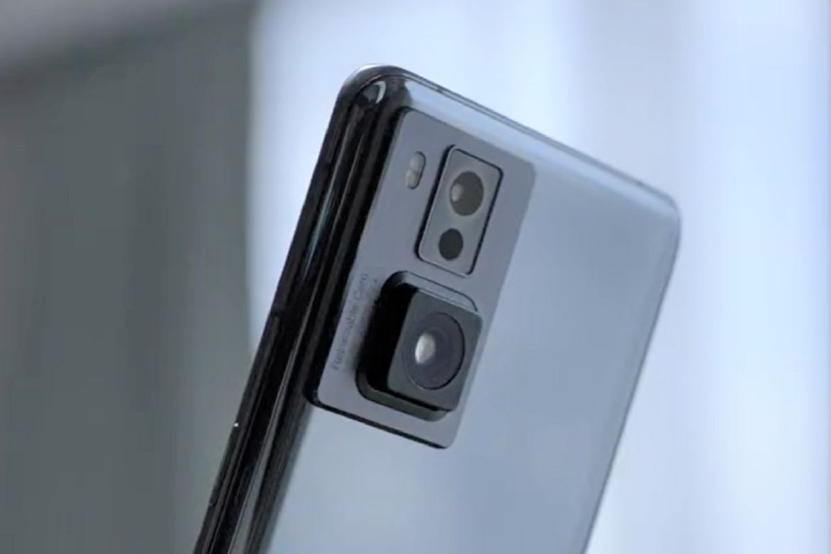 OPPO teaset smartphone met uitschuifbare camera aan de achterkant