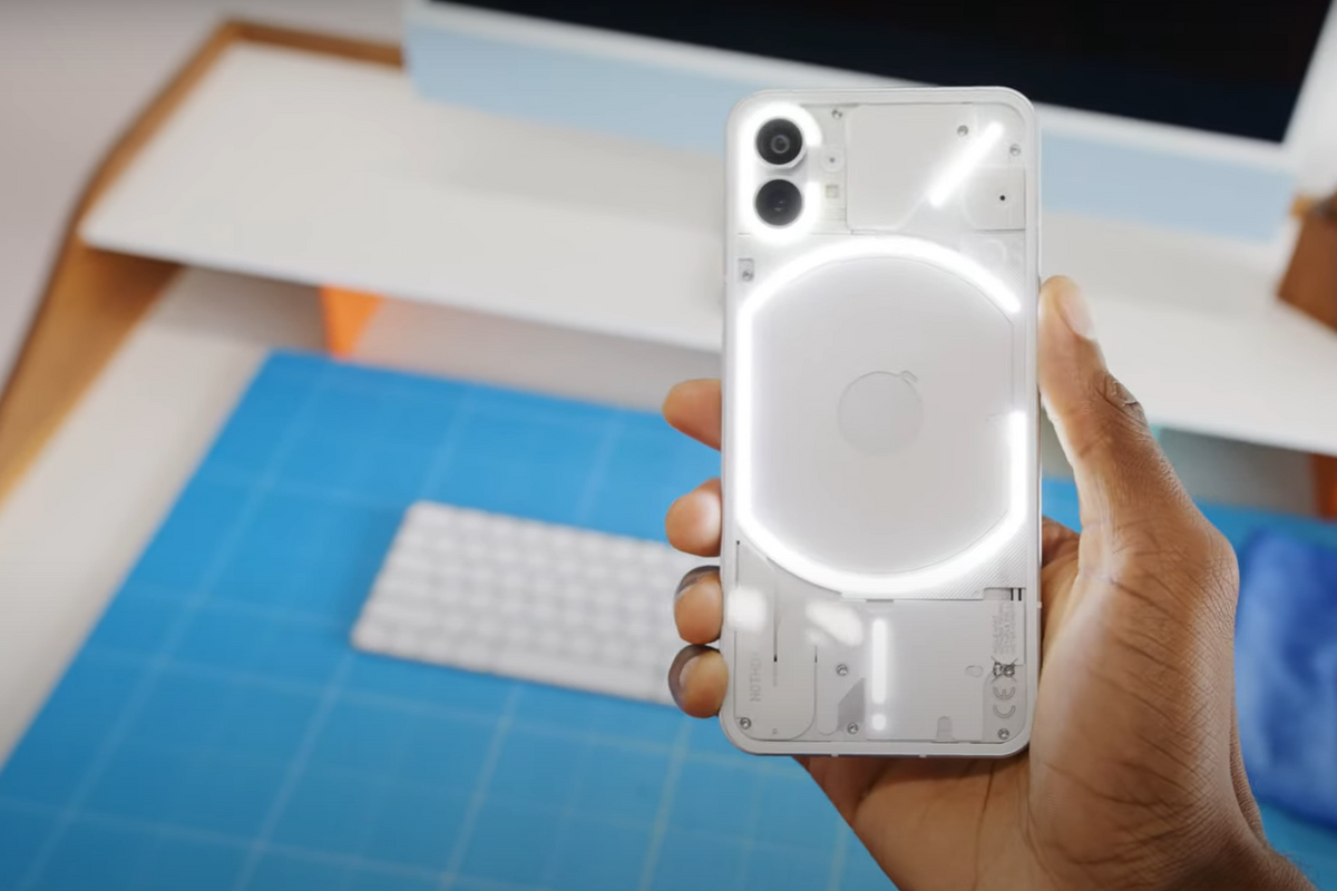 Nothing Phone (1) heeft meer dan 900 led-lichtjes op de achterkant