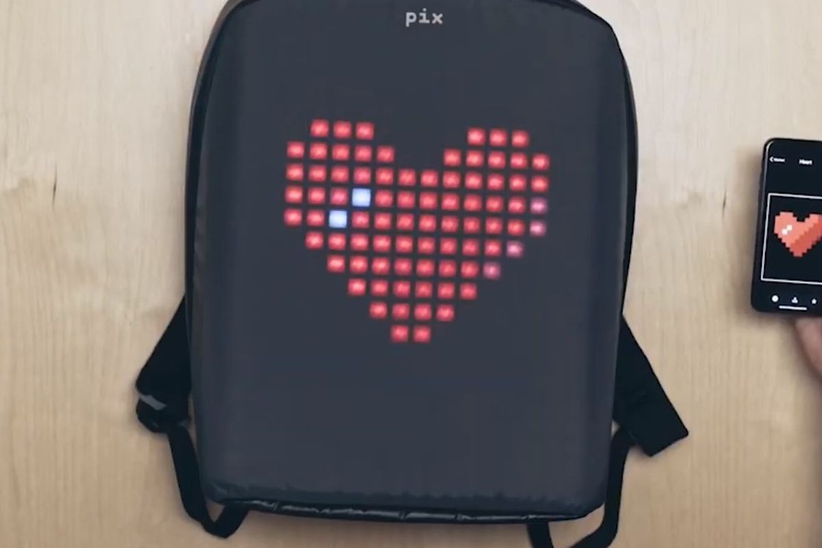 [Video] Met de Pix Backpack pas je zijn design met je telefoon aan