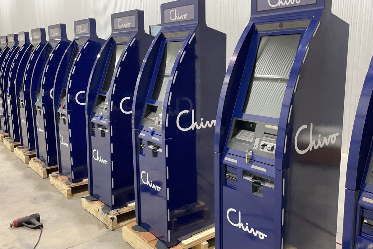 El Salvador plaatst 50 ATM's van Bitcoin app Chivo in Verenigde Staten