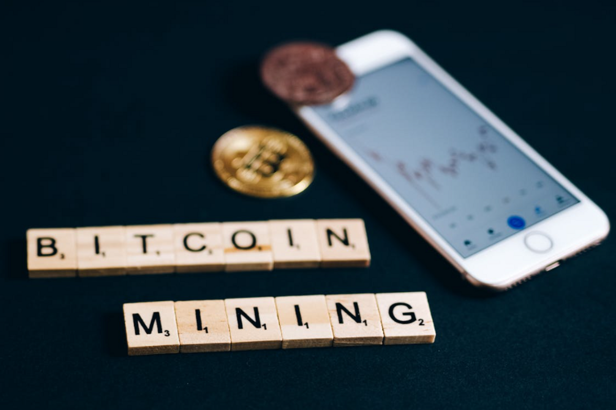 Mini-miner vindt block en verdient 6,25 bitcoin