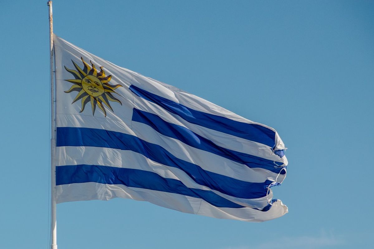 Allereerste Bitcoin ATM in Uruguay trekt veel bekijks