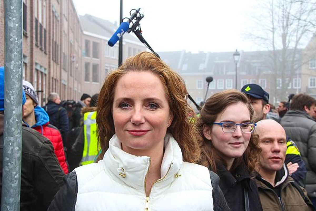 Fleur Agema (PVV) betrapt kabinet: 'Coronaregels nu gekoppeld aan vaccinatiegraad. Dat was niet de afspraak!'