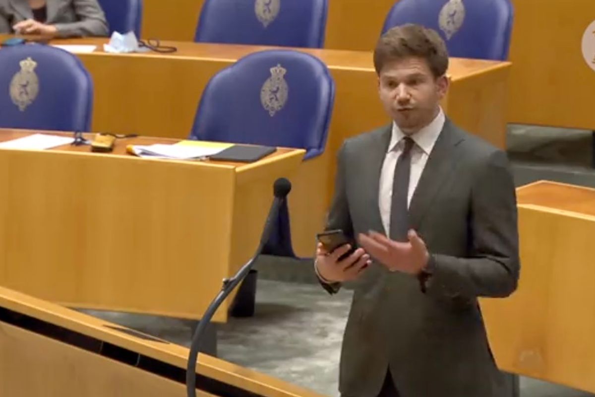 LOL-video! Gideon van Meijeren (FVD) fileert D66-hypocriet Wieke Paulusma