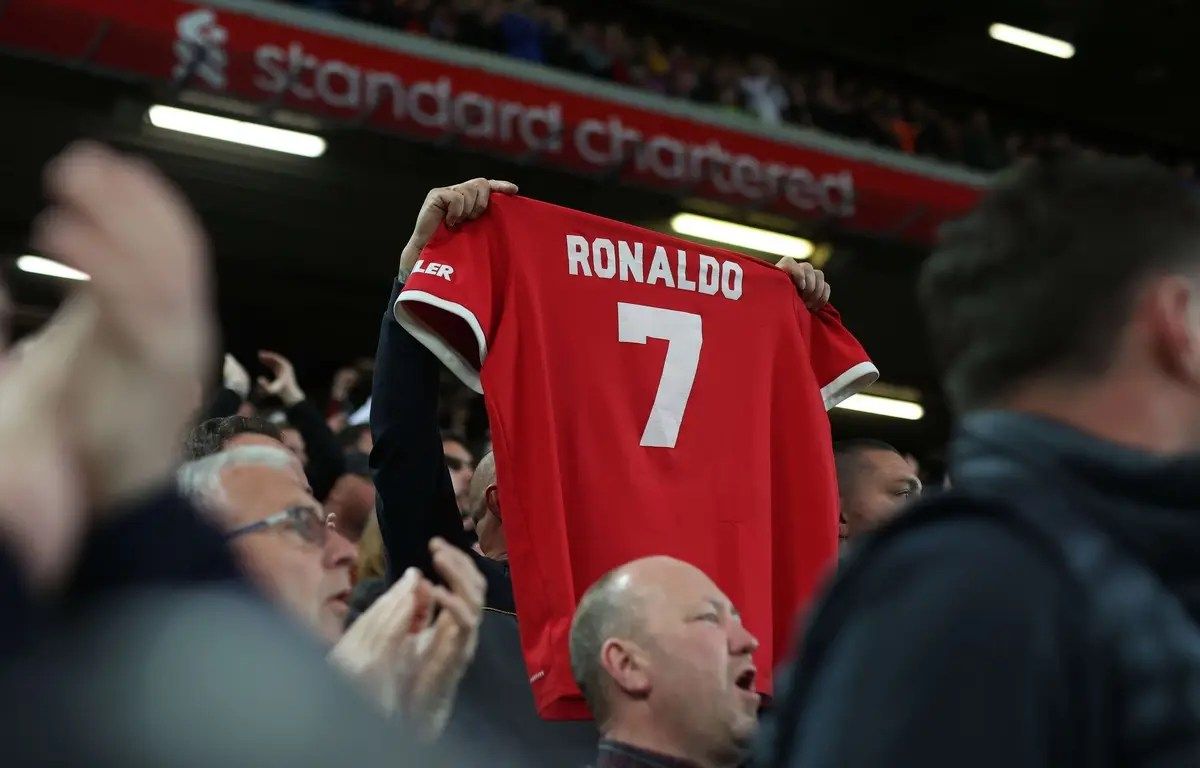 "Thank you for this Liverpool": Cristiano Ronaldo's sister thanks Anfield for beautiful tribute during Manchester United clash