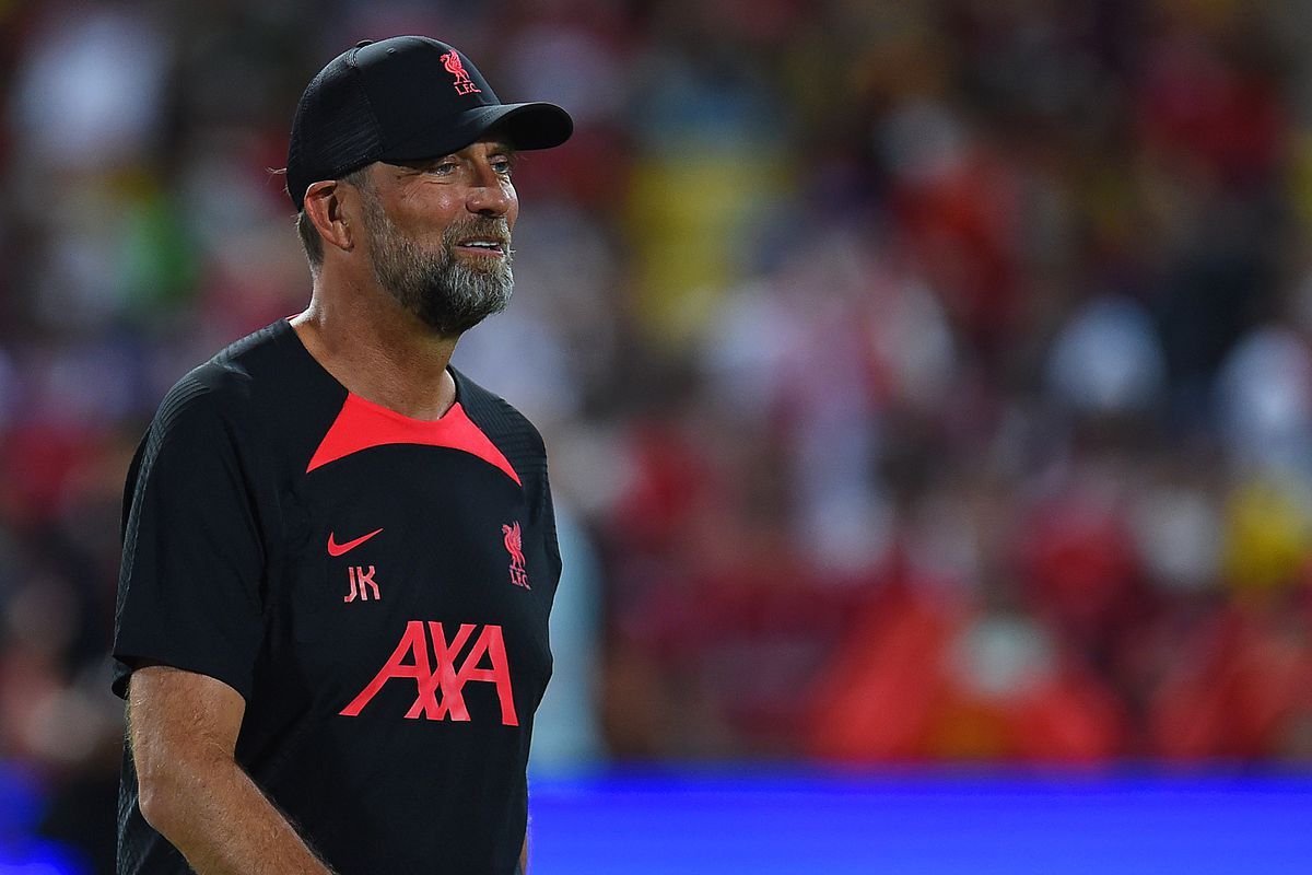 "Door is open for pretty much everybody": Klopp drops exciting hint for Liverpool supporters