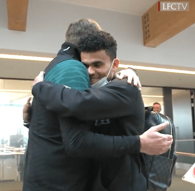 €60million Luis Diaz hugs Jurgen Klopp and Pep Lijnders after private jet lands in Liverpool