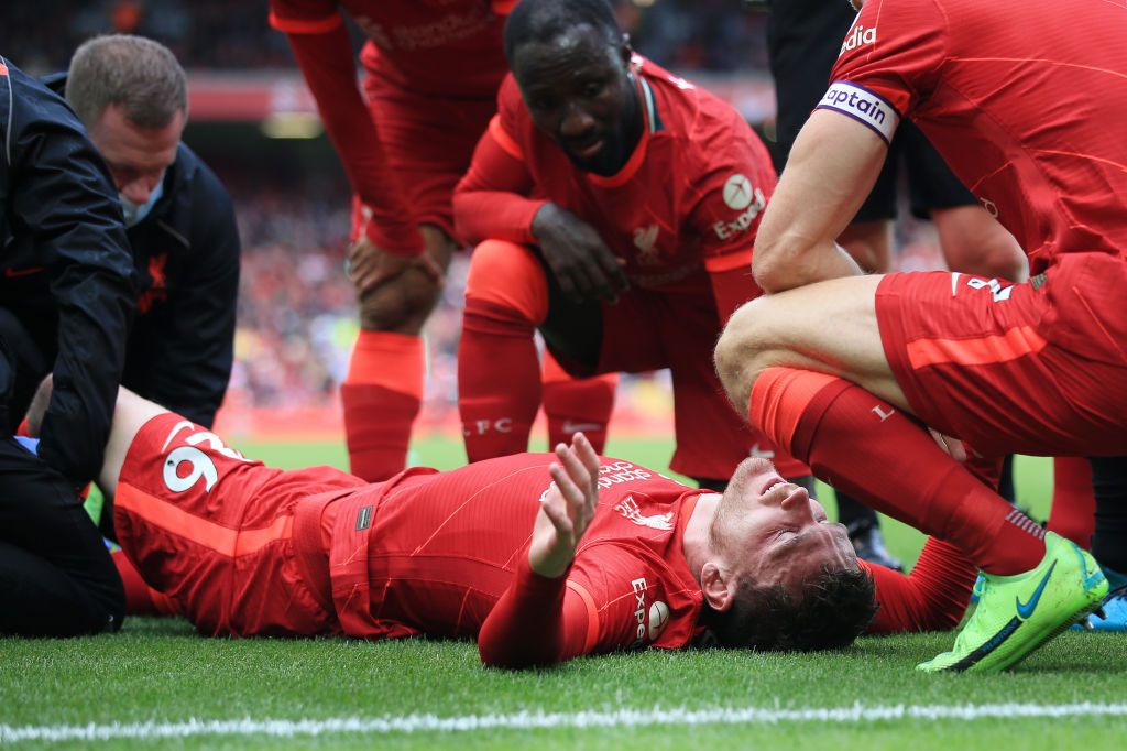 Video: Andy Robertson limps off after serious-looking ankle injury vs Bilbao