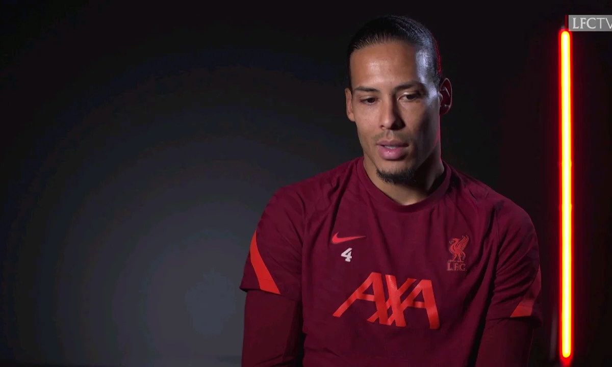 Video: Van Dijk compares top Liverpool target to Manchester City's new signing: "Very direct, quick, tall, strong"