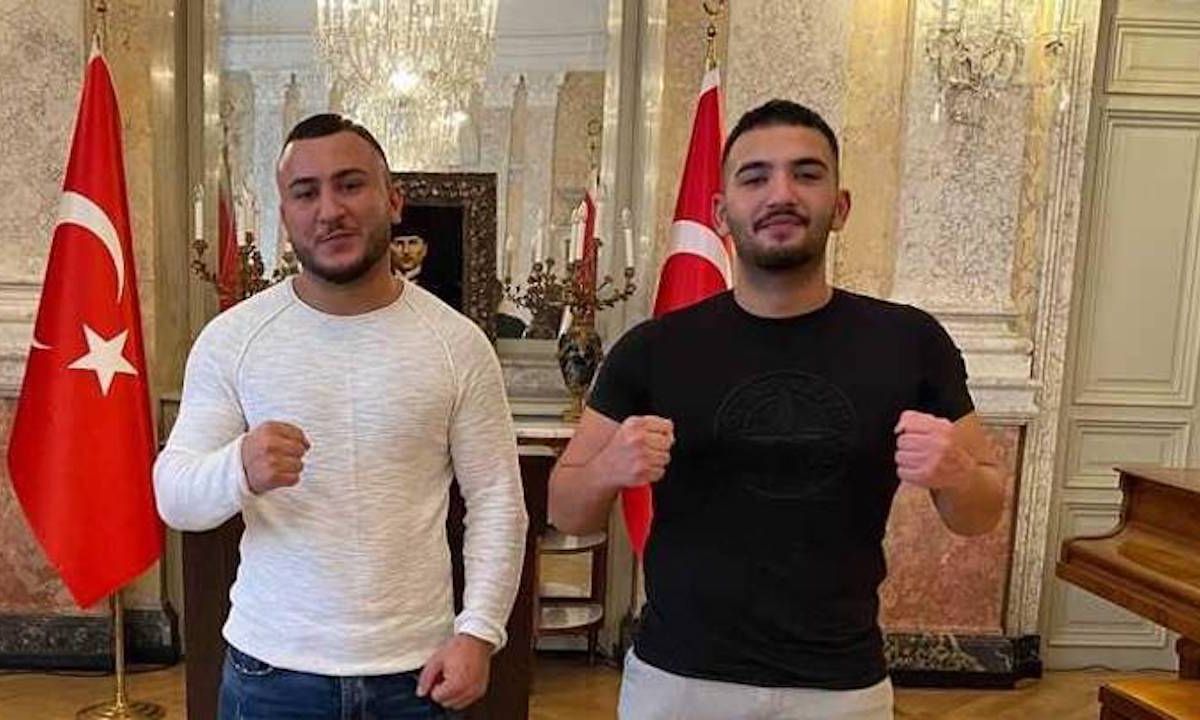 Turkse MMA-vechters redden levens tijdens aanslag in Wenen