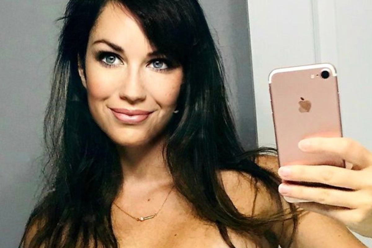 Amy is te heet om een job te vinden: 'Als ik solliciteer heeft de HR-manager een bobbel in zijn broek'