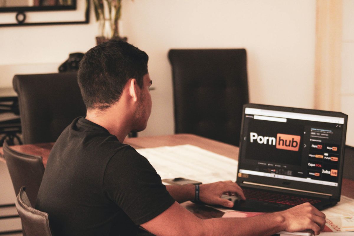 'Vlaanderens Vuilste Films' is de Vlaamse hofleverancier van Pornhub: "Ze kennen ons in VS en Japan"