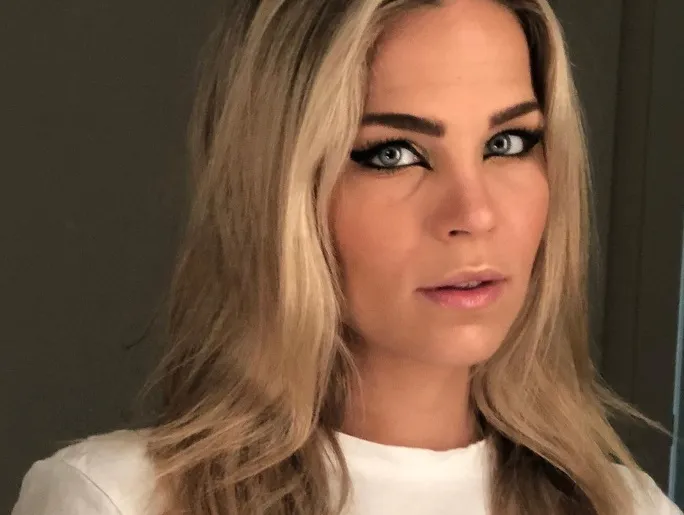 Ex-K3'tje Klaasje oogst heel veel lof in bikini: "Die sixpack staat je goed!" (foto's)