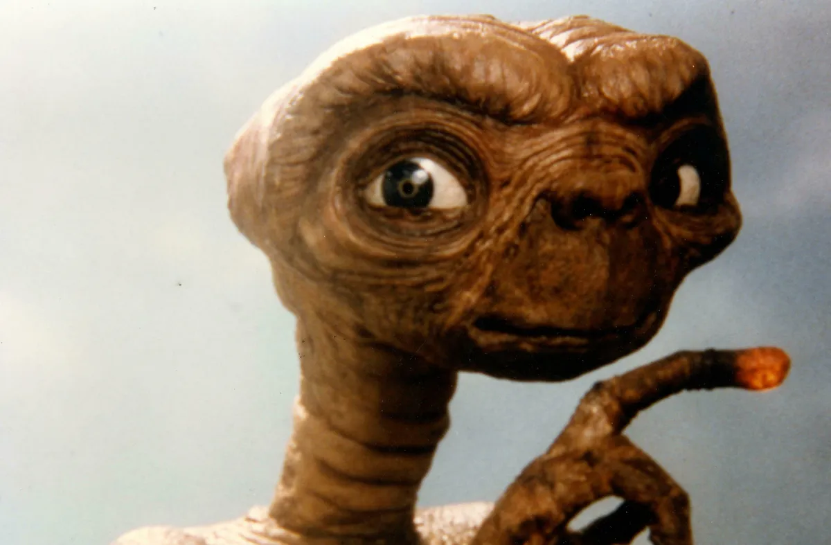Onderzoek: herhaalde signalen uit de ruimte zijn misschien aliens die 'hallo' zeggen
