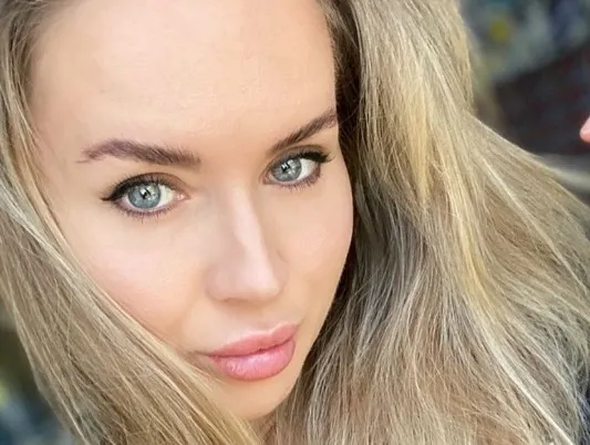 Natalia heeft twee honden, maar het is vooral haar poes die de aandacht trekt (foto's)