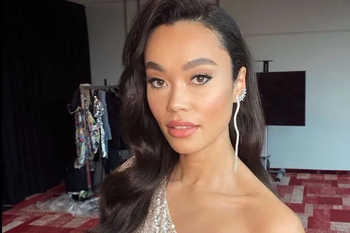 Romy Monteiro wint FHM500 en is daarmee de 'mooiste vrouw van Nederland' (foto's)