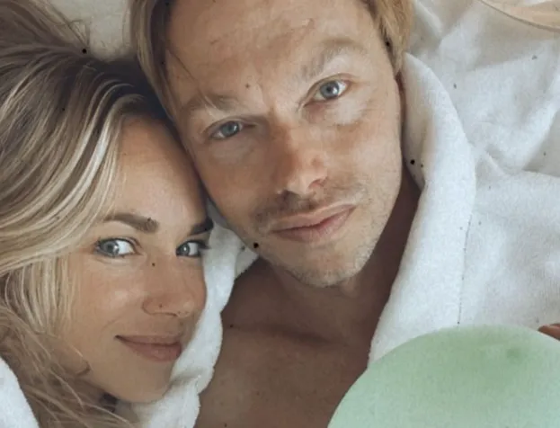 Trouw van Regi dreigt in de soep te draaien omwille van bijzondere reden: "Niemand wil het doen!"