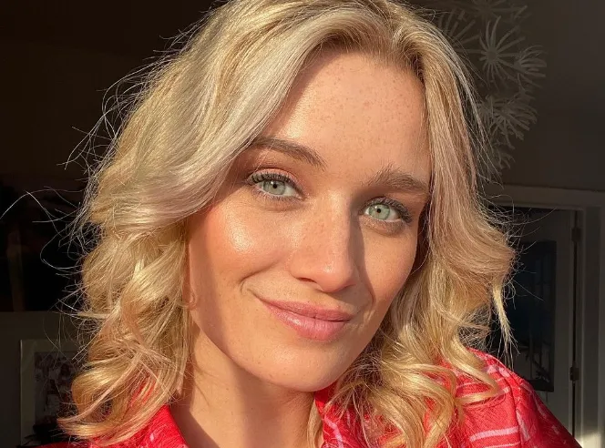 Julie Vermeire oogst niks dan lof met badpakfoto: "Nee, jij bent echt té perfect!"