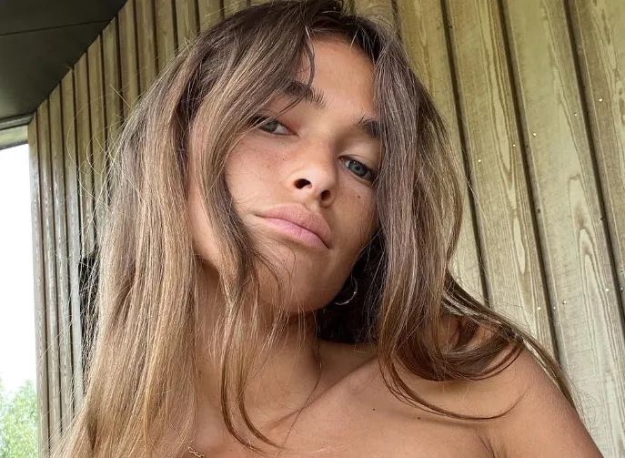 Hollands bommetje Jeff Bogaers gaat toploos en jent nog maar eens de Insta-politie (foto's)