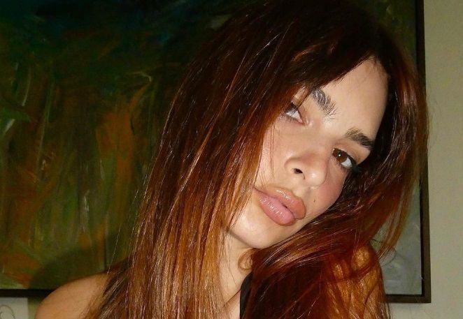 Eeuwige rebel Emily Ratajkowski daagt de Insta-politie nog eens uit gepeperde kiekjes