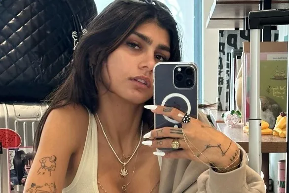 mia