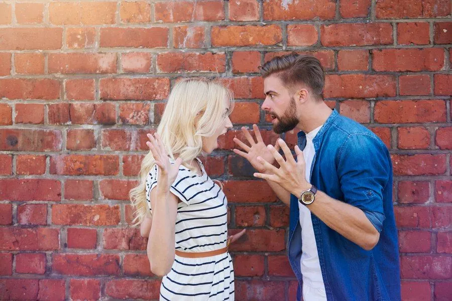 young couple arguing very loudly 329181 14034