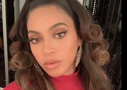 beyonce 641469b0989f8 64f85b8f412fa