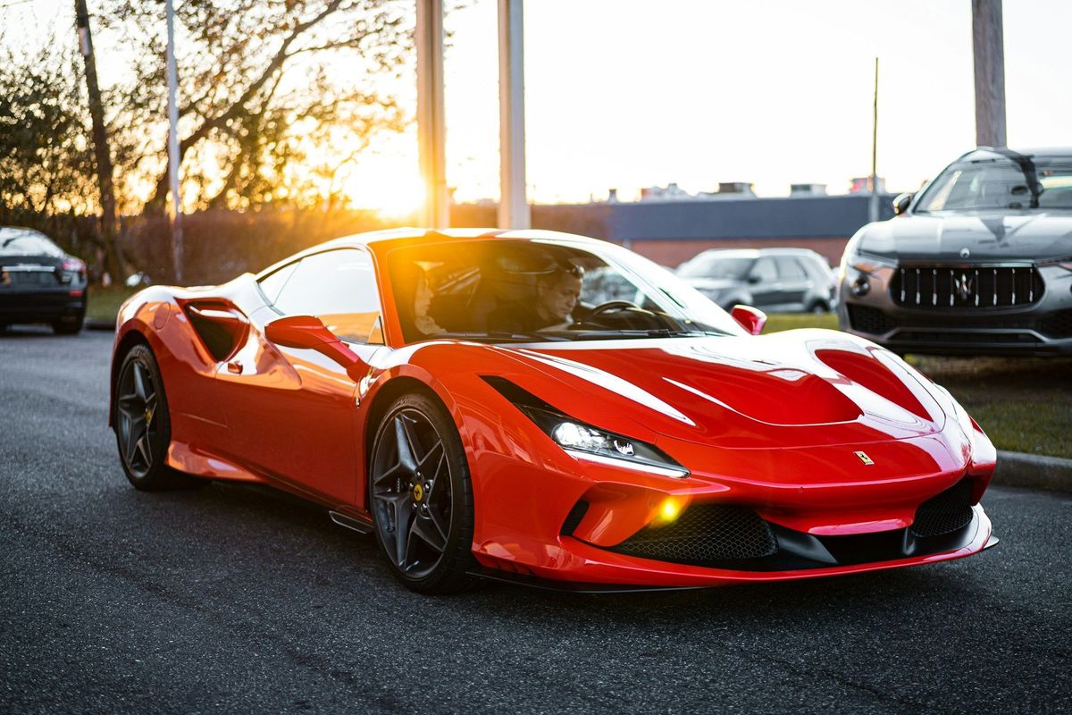 Ferrari gaat elektrische wagens maken en die gaan een gigantisch fortuin kosten