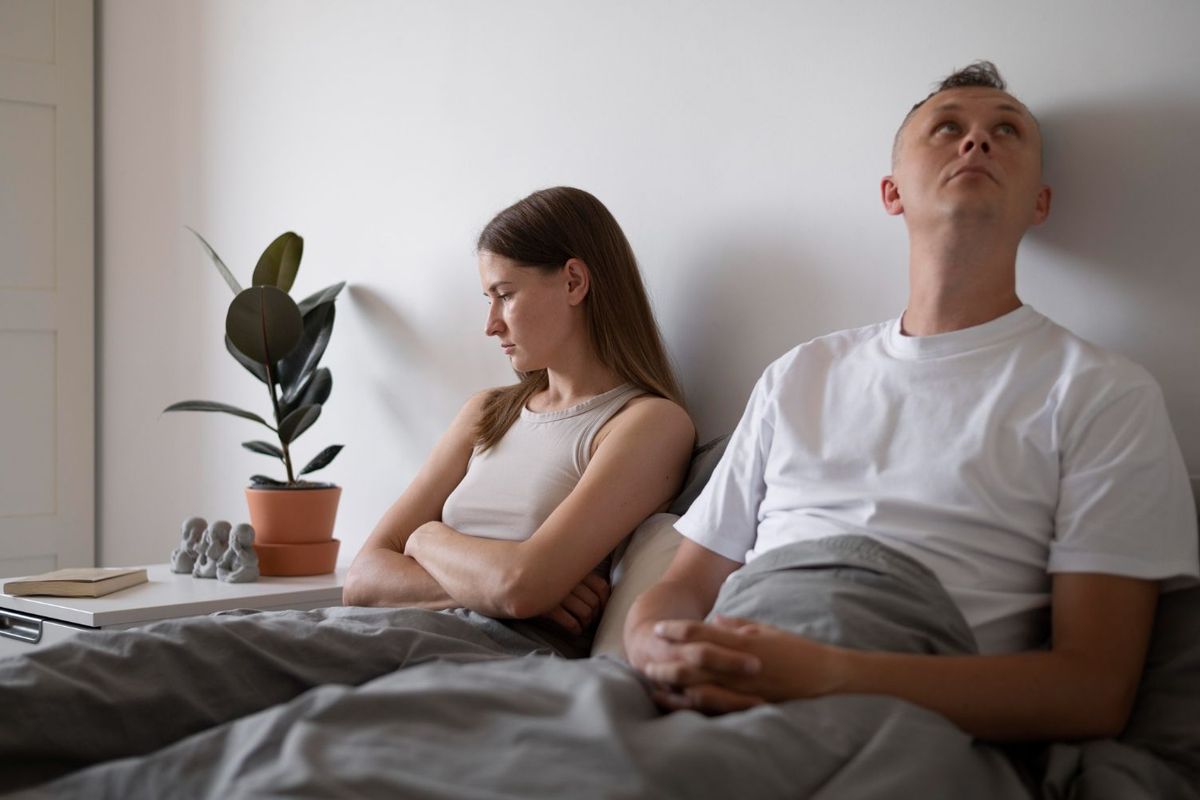 Bruid woedend op man tijdens eerste huwelijksnacht: "Ik ontdekte dat hij een garnaal had, geen cervela!"