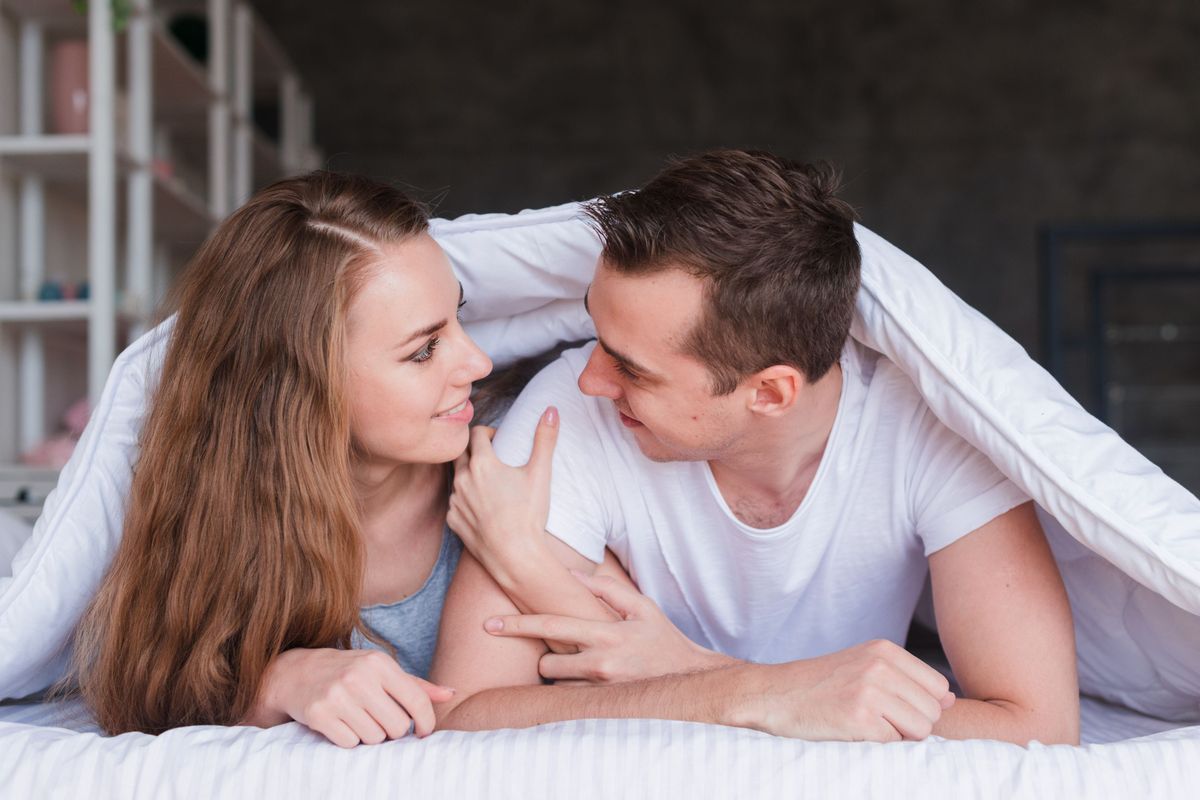 "Mijn vriend en ik zijn verslaafd, we gaan zo hard en veel van bil dat ons huis eronder lijdt. We breken echt alles af!"